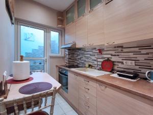 Urban apartment next to Acropolis, Dimitrakopoulou