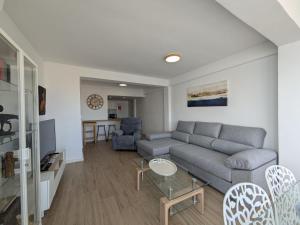Apartment Pintor Sorolla-2 by Interhome