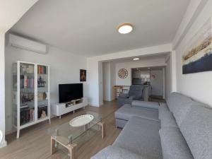Apartment Pintor Sorolla-2 by Interhome