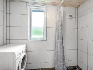 Holiday Home Dwerg - 300m to the fjord by Interhome