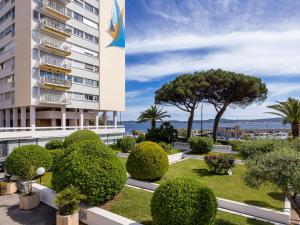 Apartment Le Palais de la Mer-3 by Interhome