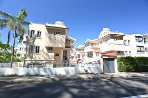 Luxury Villa Sea Views Rooftop Secure