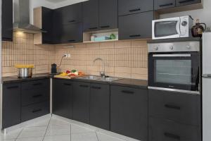 Villa Anna With Private Pool And Garden - Happy Rentals