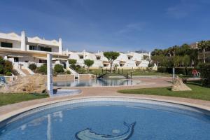 #346 Spacious Albufeira Villa Pool, BBQ & AC