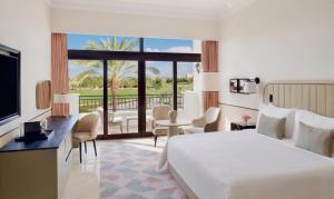 Address Marassi Golf-Marina Studio