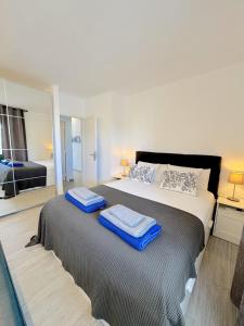 Casahost Ocean Blue Pool View