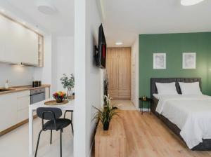 Urban Chic - Great Location-Cozy Studio with Balcony - Towarowa
