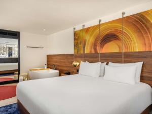 Pullman Budapest