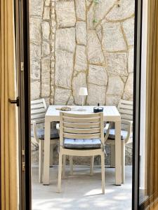 Nefonas Guest House