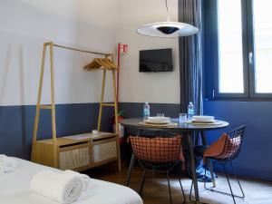 Design studio of wood & charm