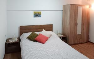 Lovely Apartment In Gruda