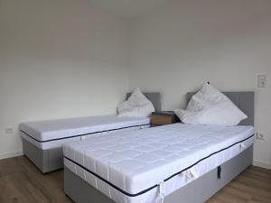 Dream&Stay - Boardinghouse Oldenburg - Zimmer 6 - Balkon - WLAN - Parken