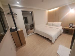THE GRANG BUSINESS hotel