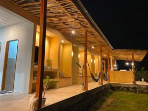 Wavez Lombok Hostel