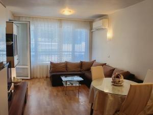 Ап Места на 800 м от плажа и центъра