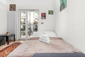 Wieliczka Park Chic Apartment by BookingHost