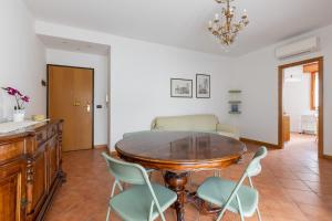 Decumana Cozy Flat by Wonderful Italy