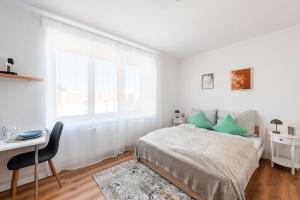 Cozy Studio Vinohradska Near the Center