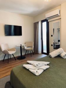 Apellou Apartments