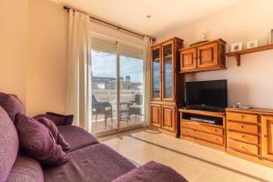 Global Vacacional, Atico en la playa de Canet con gran terraza