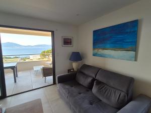 Superbe appartement T3 face mer baie Ajaccio