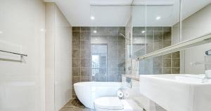 CBD Modern 2BR Walk to Hyde Park & QVB