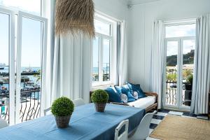 Floating Over the Sado - Arrábida, Beaches & Town