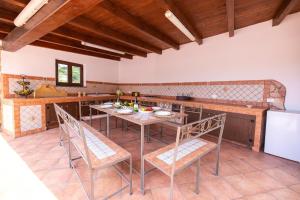 Villa Margiulù with Poo Wi-Fi BBQ Private parking