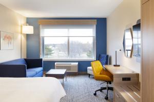 Holiday Inn Express & Suites Greenwood Village – DTC by IHG