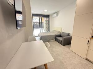 Concordia Studio by Del Cura Beach