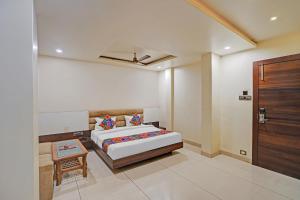 FabHotel Prime The Kartar Tower