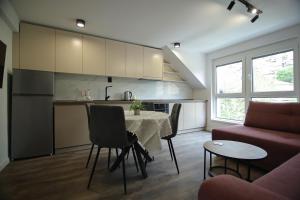 RiverSide Apartments