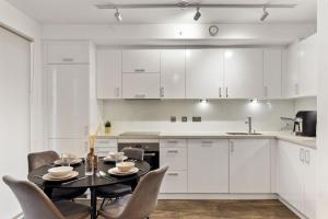 Modern 2-Bed Flat 20mins to Central London I ExCeL