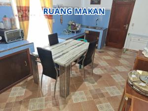 Prima Homestay Tuktuk