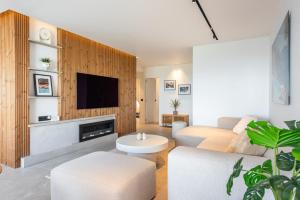 Luxury 3-Bed Penthouse Retreat with Sea & Golf Views