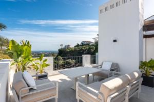 Luxury 3-Bed Penthouse Retreat with Sea & Golf Views