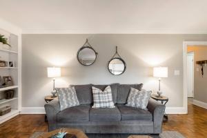 Rare 2 Bed 2 Bath Downtown Condo Near Aquarium