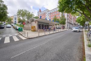 Double Rooms & Suite, Marquês de Pombal, 1min Metro