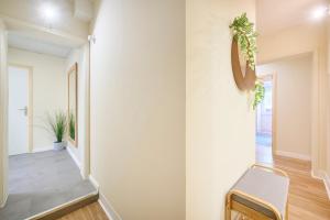 Double Rooms & Suite, Marquês de Pombal, 1min Metro