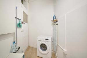 Double Rooms & Suite, Marquês de Pombal, 1min Metro