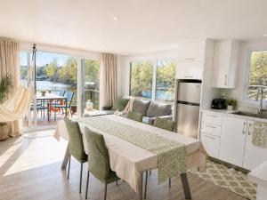 Maréa Stays, Habitation Flottante, Yacht Club TR