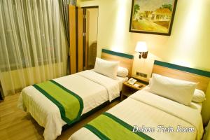 Phòng Deluxe 2 giường - Hút thuốc (Deluxe Twin Room - Smoking)