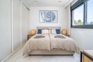 Marein Village Townhouse Modern Pool