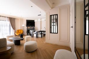Luxury Suite Marais Boulevard Saint Denis - Merveil