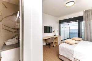 Stella Maris Beach