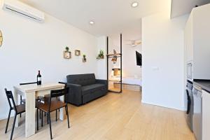 Tortuga - Entire Apt - Near Beach and Stadium by Río Turia Apartments