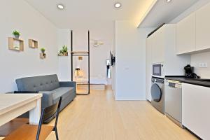 Tortuga - Entire Apt - Near Beach and Stadium by Río Turia Apartments