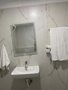 Aria Apartments