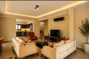 Villa 11