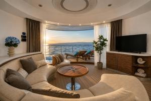 Luxury Floating Apartment - Amor